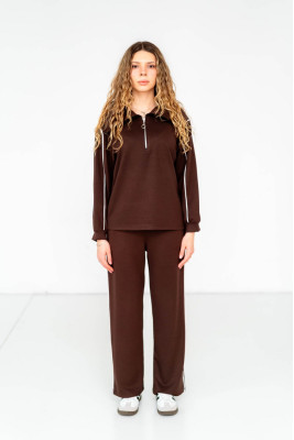 Костюм жіночий